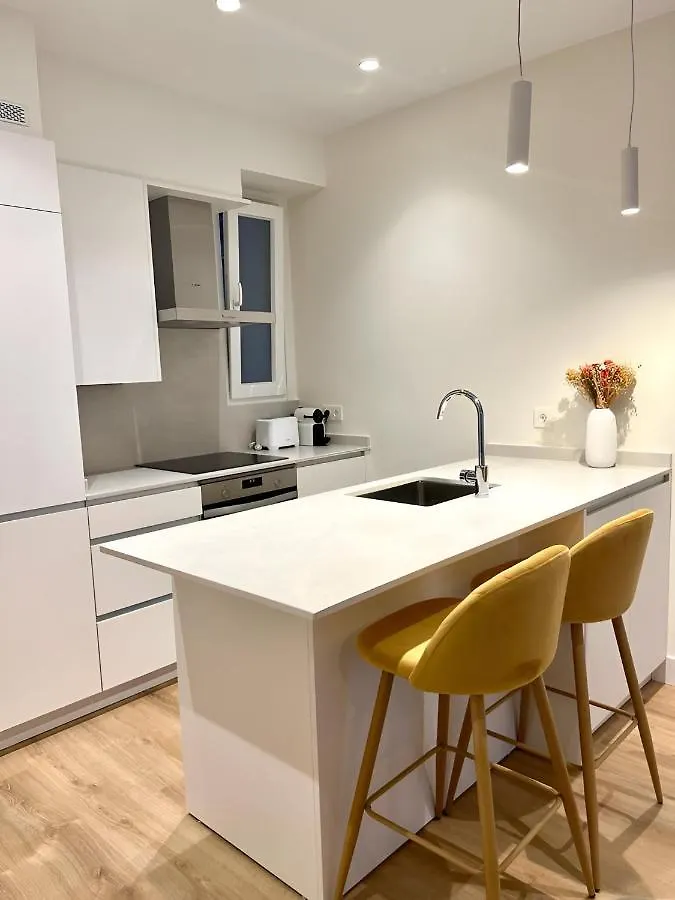 Colon Apartment -Zurriola Beach San Sebastian