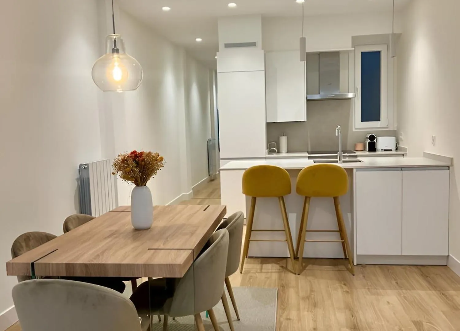 Colon Apartment -Zurriola Beach San Sebastian Spain